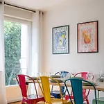 Apartament 3 Chambres, Centre-ville Avec Parking *