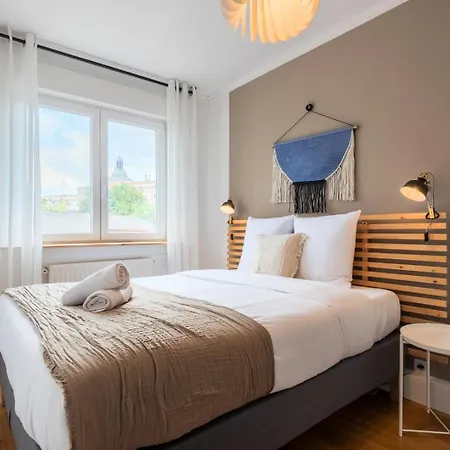 3 Chambres, Centre-ville Avec Parking Appartement *